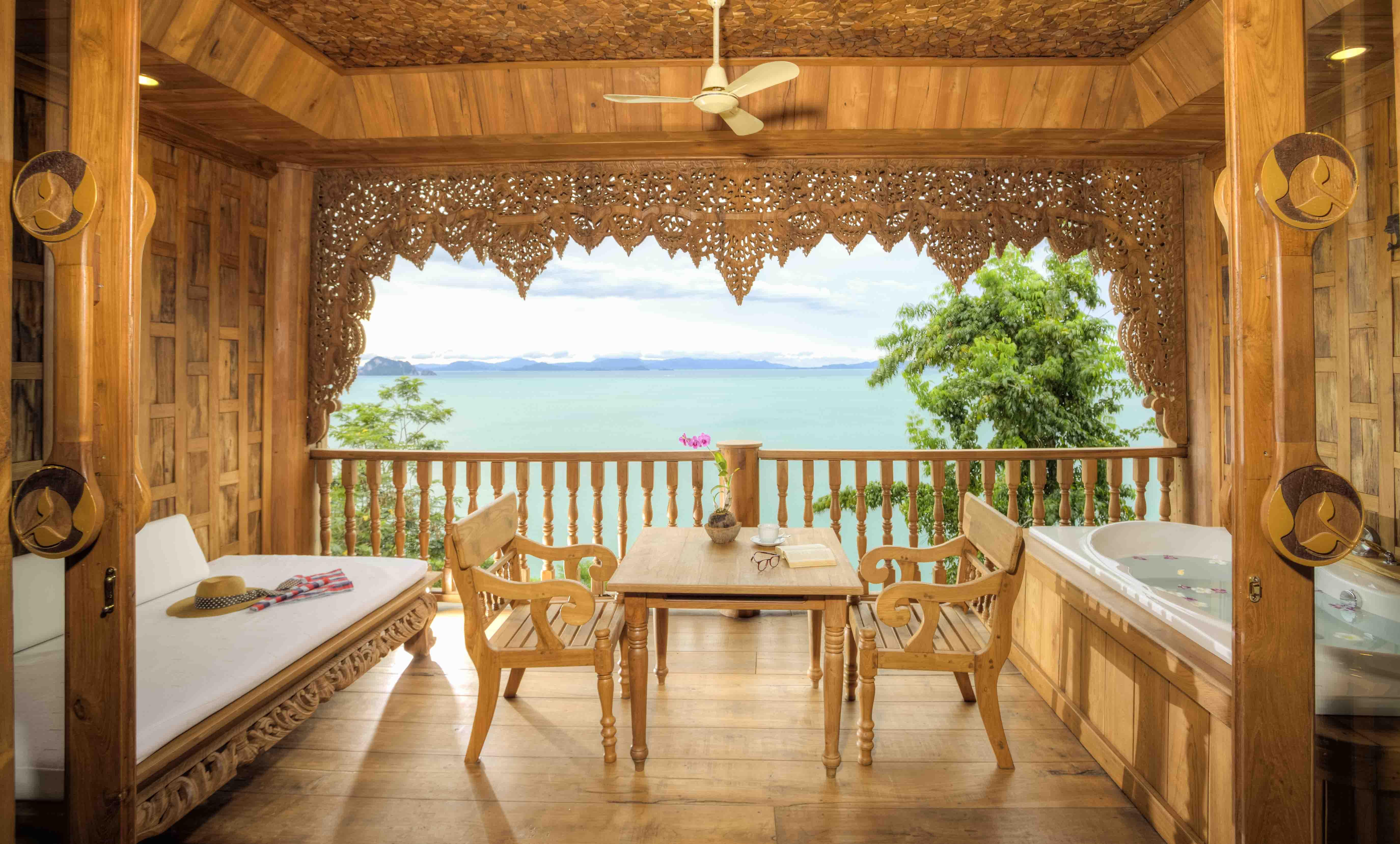 Santhiya Koh Yao Yai Resort & Spa - Compulsory Join Santhiya Speedboat From-To Ao Po Grand Marina At Phuket Яо-Яй Экстерьер фото A view of the Andaman Sea from the resort