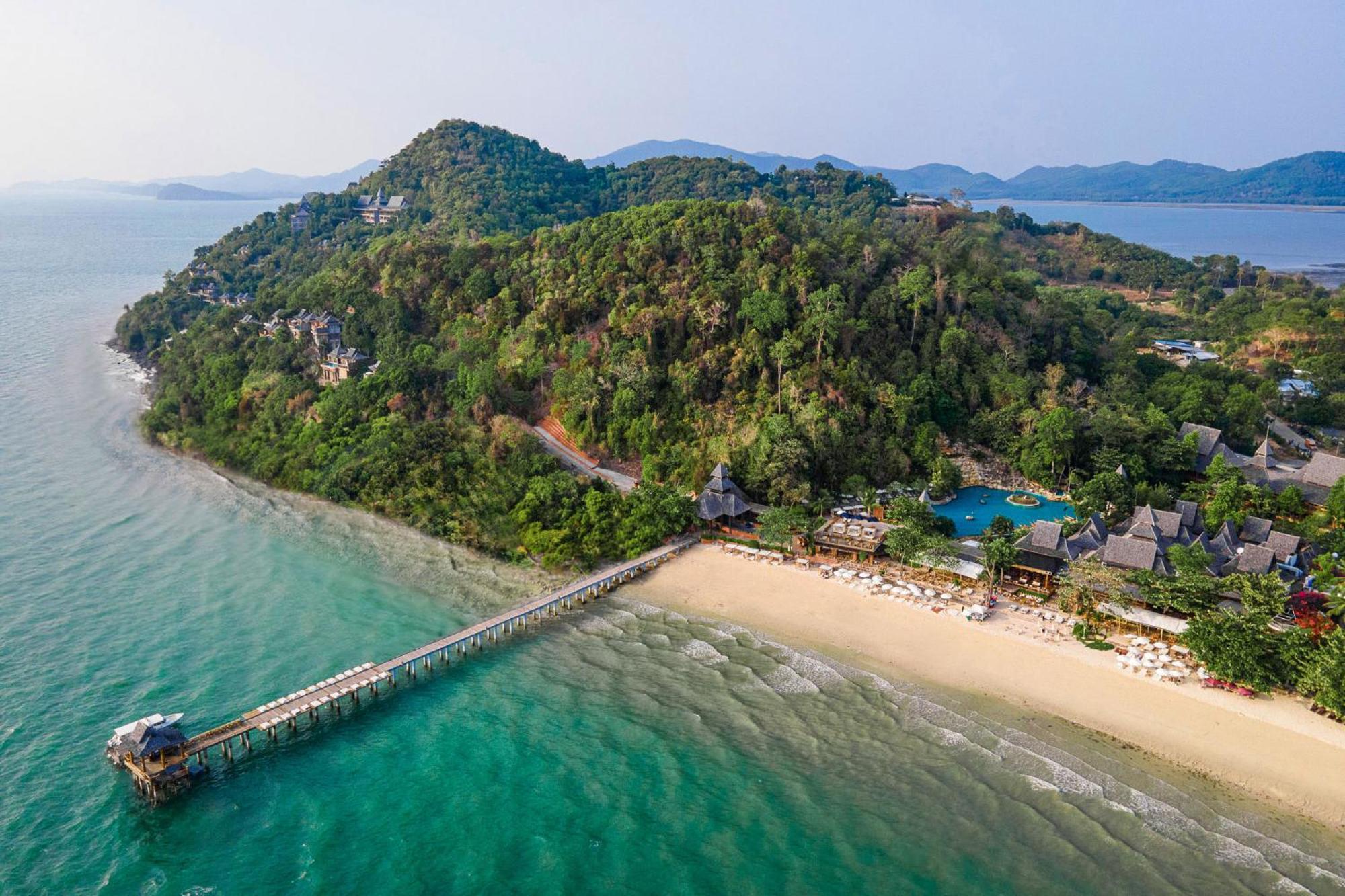 Santhiya Koh Yao Yai Resort & Spa - Compulsory Join Santhiya Speedboat From-To Ao Po Grand Marina At Phuket Яо-Яй Экстерьер фото Aerial view of the resort