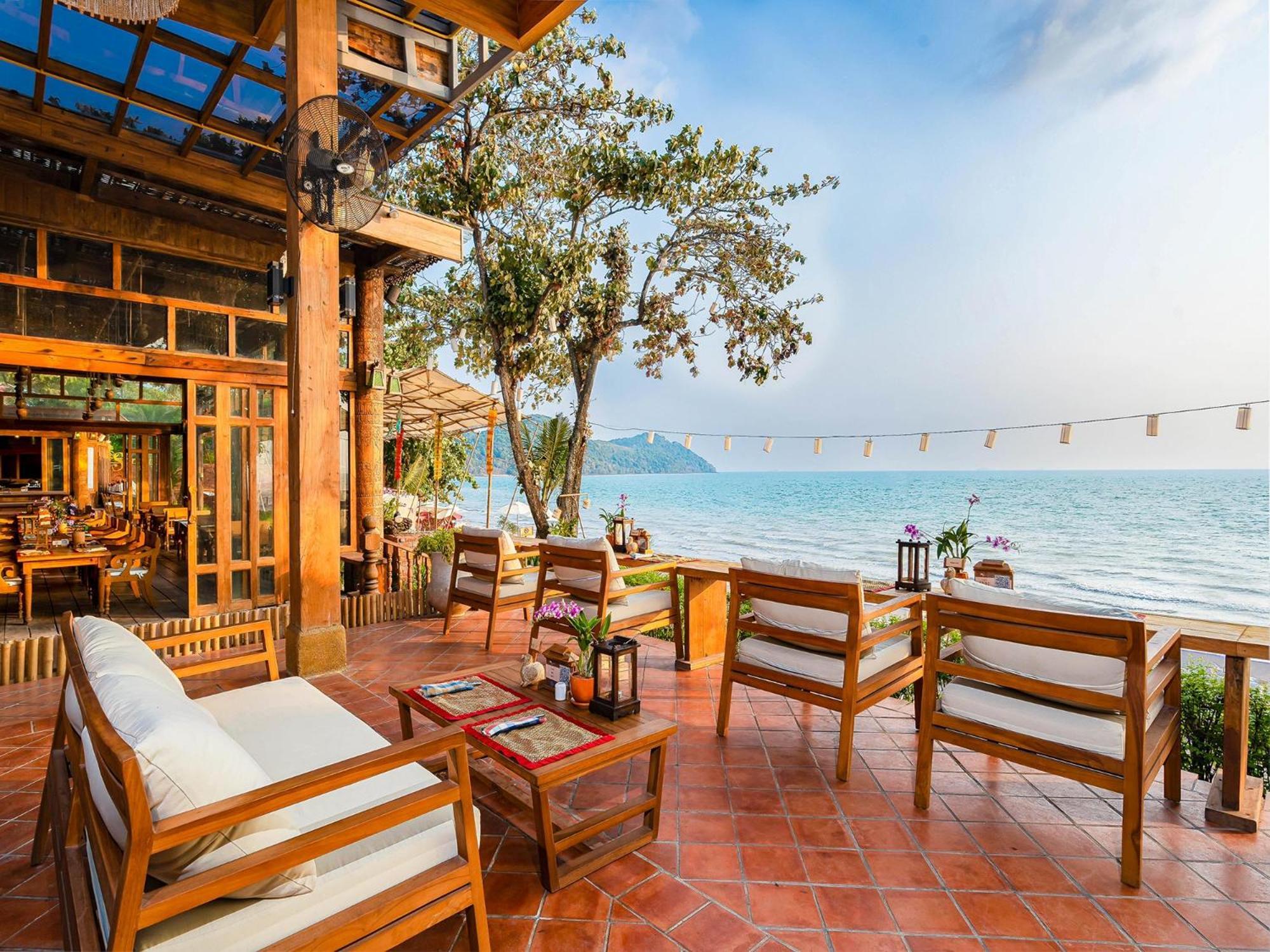 Santhiya Koh Yao Yai Resort & Spa - Compulsory Join Santhiya Speedboat From-To Ao Po Grand Marina At Phuket Яо-Яй Экстерьер фото The Beachfront Restaurant