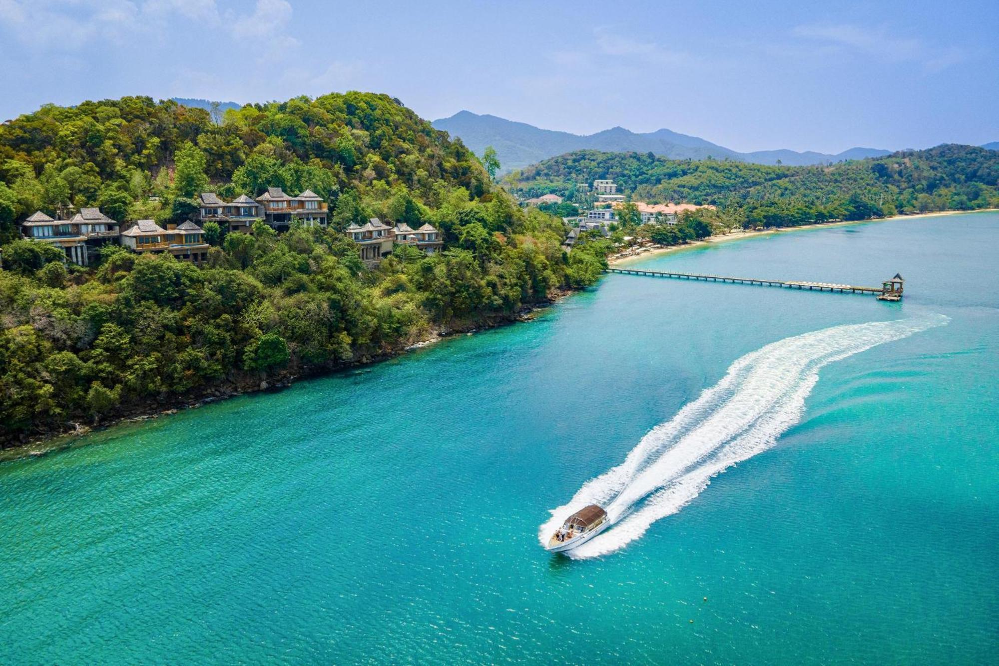 Santhiya Koh Yao Yai Resort & Spa - Compulsory Join Santhiya Speedboat From-To Ao Po Grand Marina At Phuket Яо-Яй Экстерьер фото Aerial view of the resort